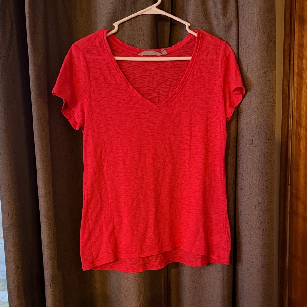 Athleta Bright Red Short Sleeve V-Neck Tee